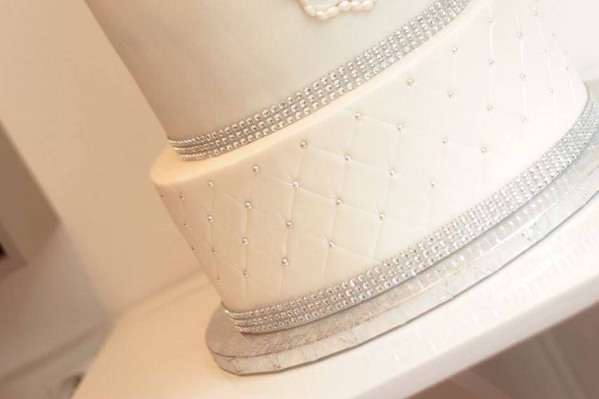 Wedding cake white and strass