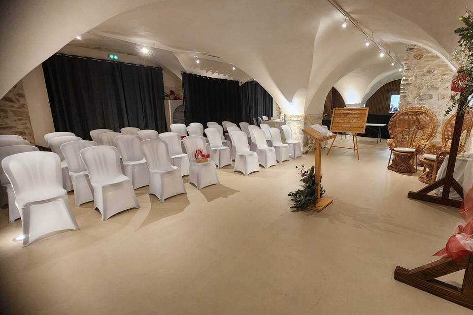 Salle de 130m²