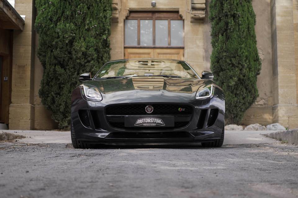 JAGUAR F-TYPE