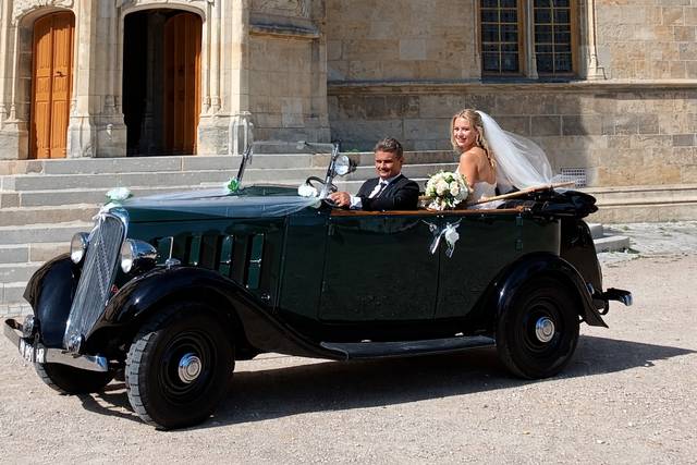 Voiture et son chauffeur