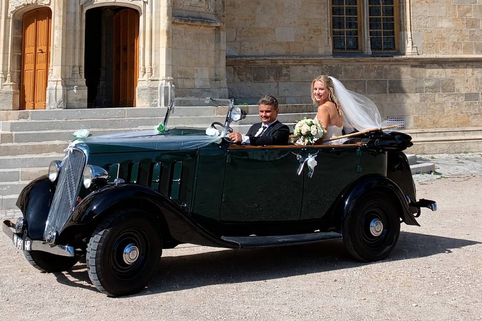 Voiture et son chauffeur