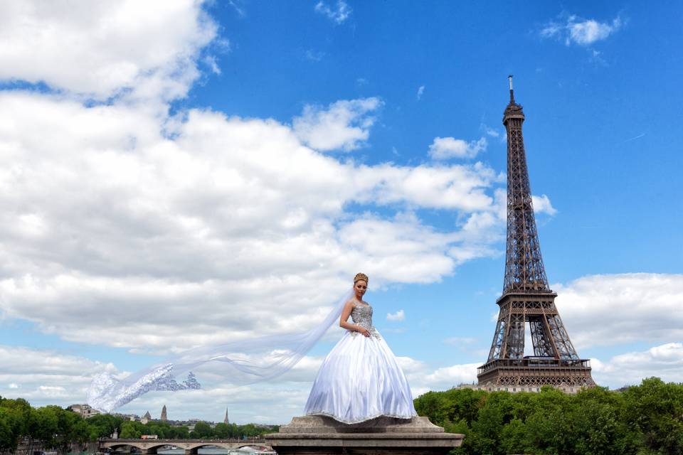 Mariée à Paris