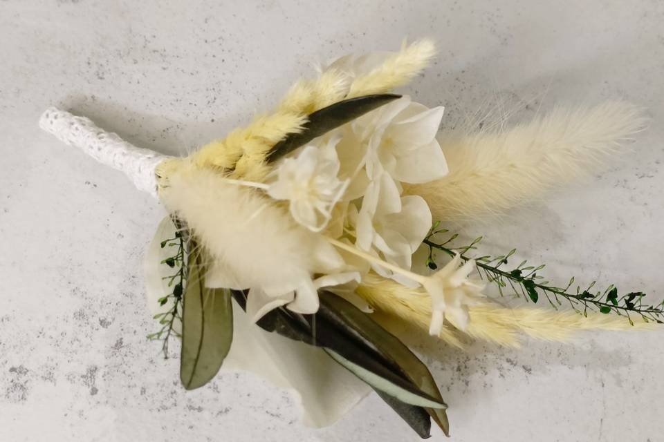 Boutonnière blanche