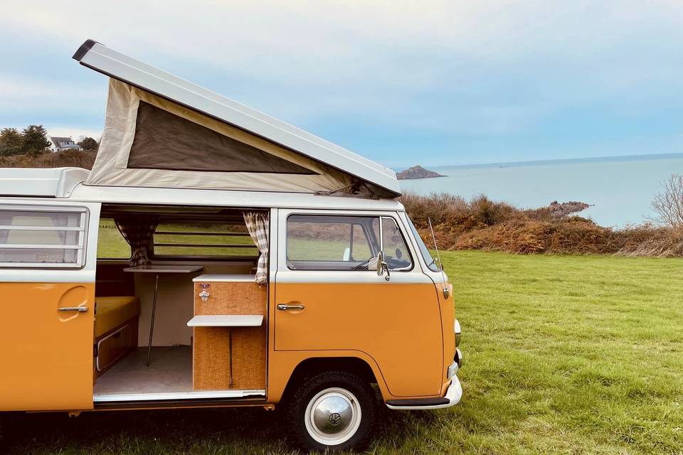 Vintage Camper Bretagne