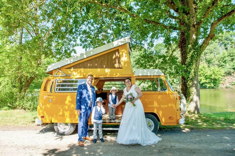 Mariage en combi Jaune