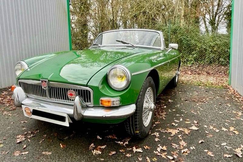 Mgb verte cabriolet