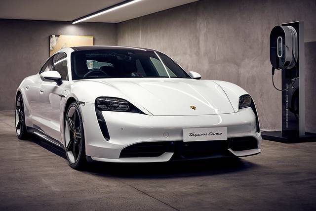 Porsche TAYCAN 4S