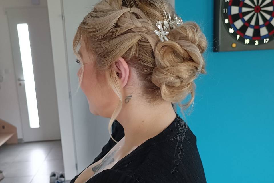 Chignon d'une mariée