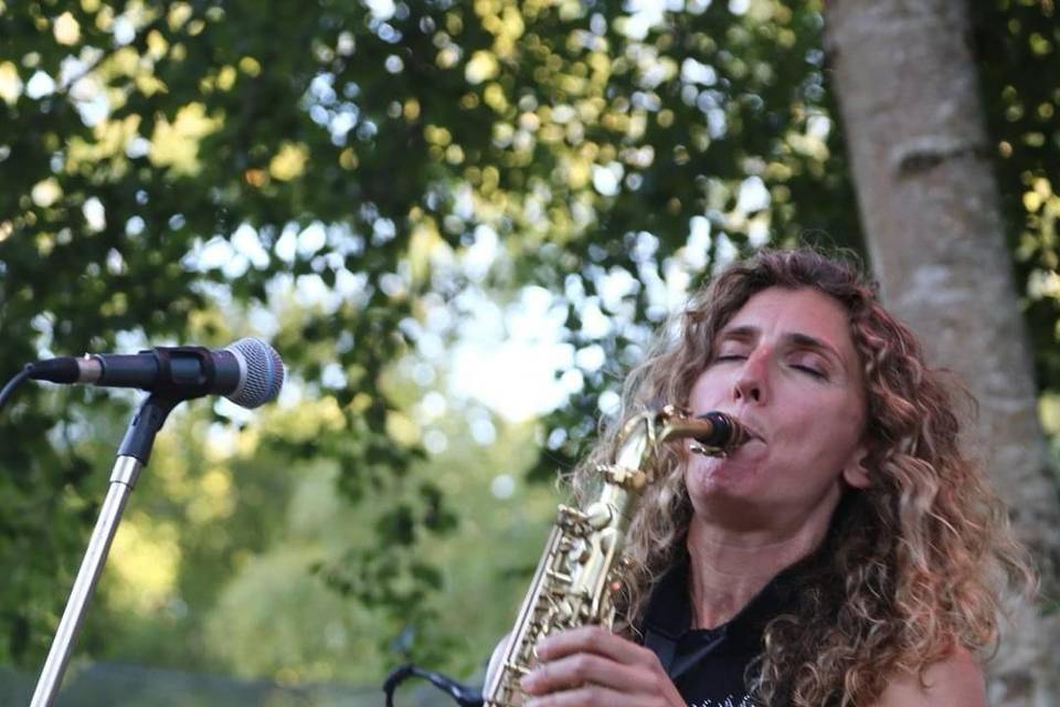 Eliz Sax & Songs