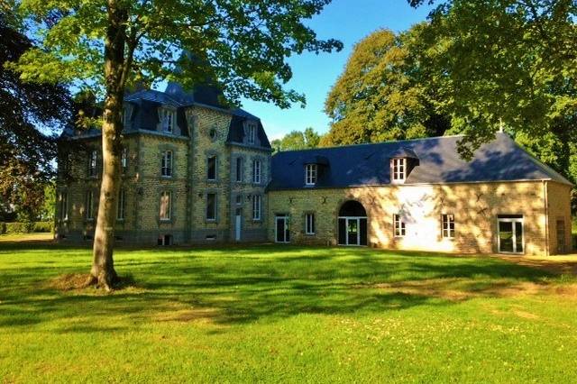 Les Châteaux de La Lucerne d'Outremer