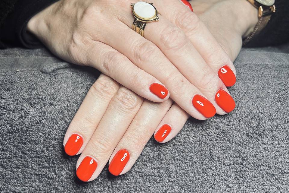 Pose de vernis semi permanent