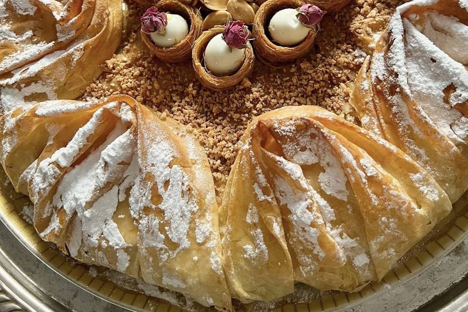 Pastilla au poulet et amandes