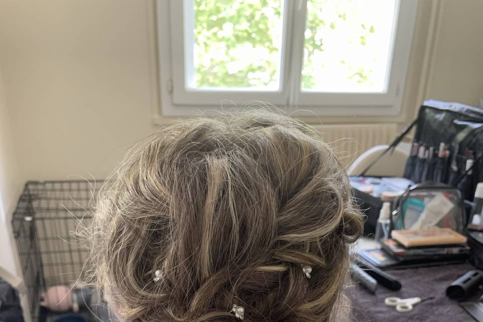 Chignon bas flou