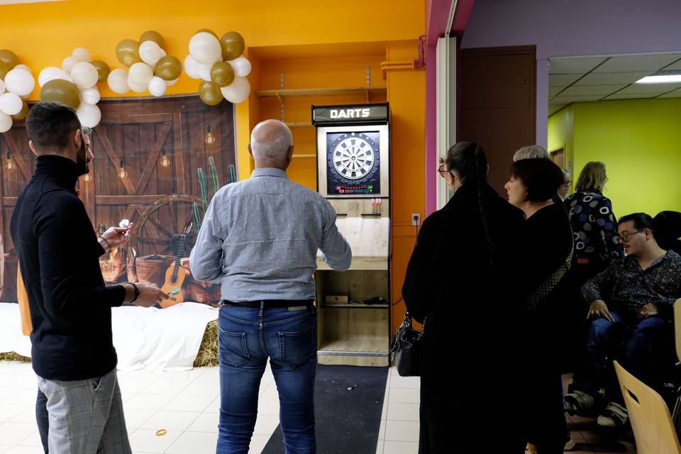 Jeu de fléchettes en jeu 4