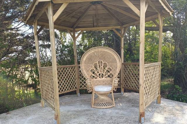 Kiosque avec fauteuil Emmanuel