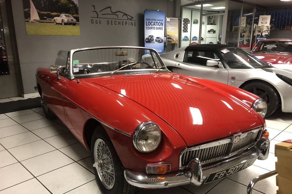 MGB Red