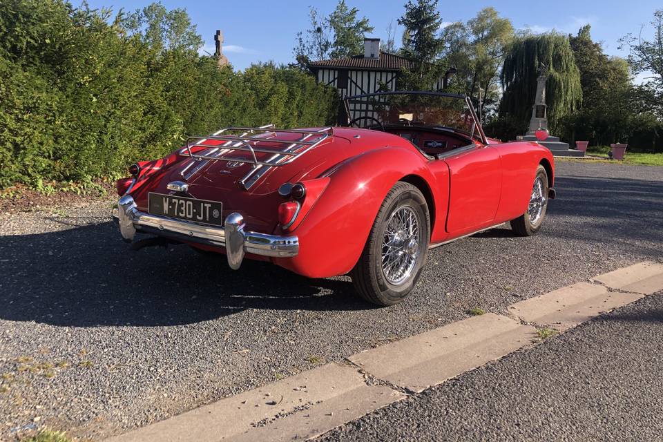 MG MGA red