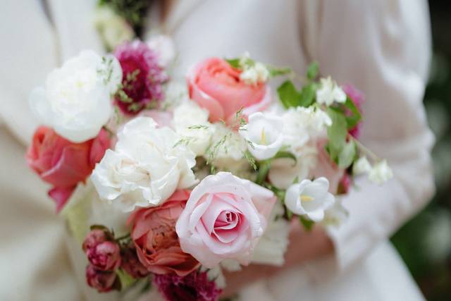 Bouquet Fine Art