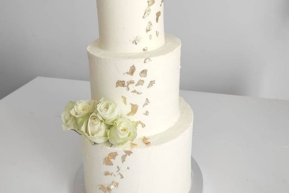 Wedding cake rose or