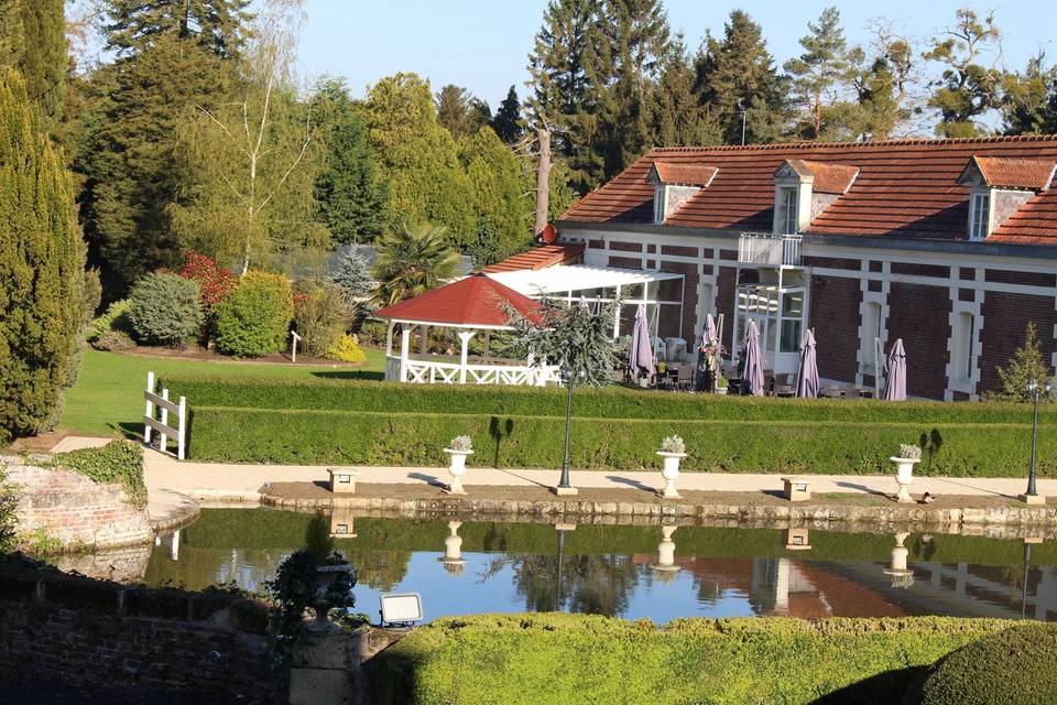 Salle & kiosque