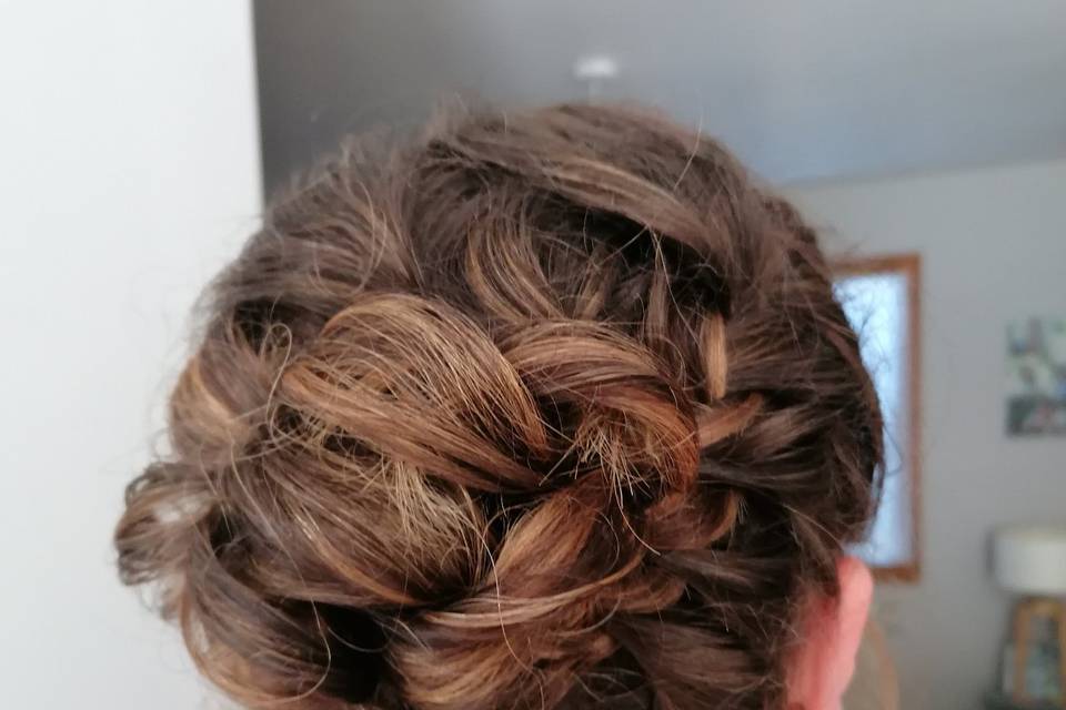 Chignon cheveux au carré