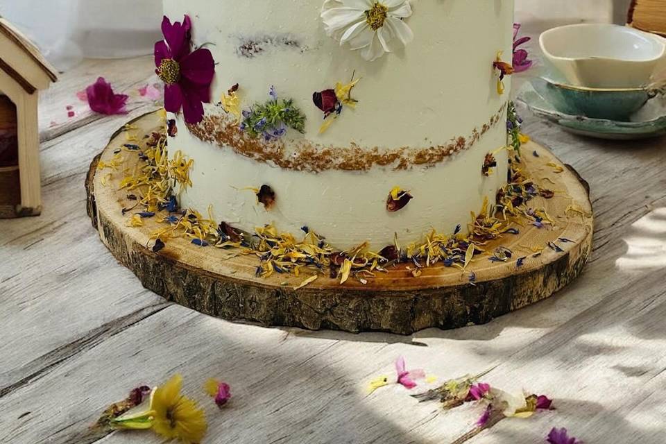 Wedding cake nature