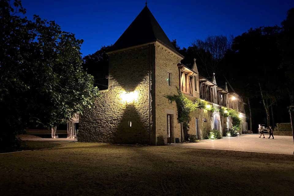 Le manoir de nuit