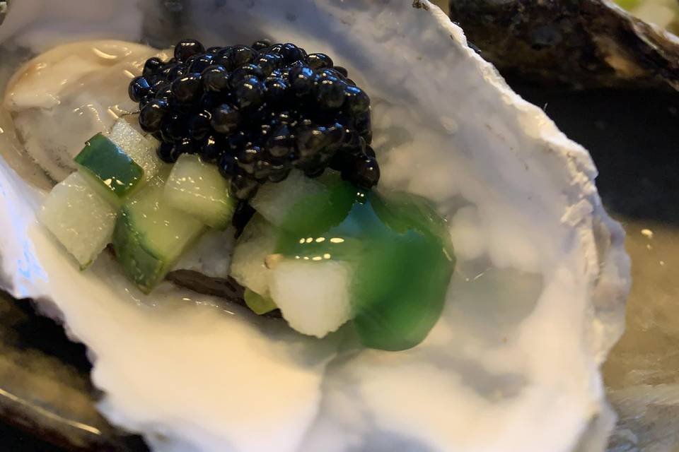Huitres et caviar
