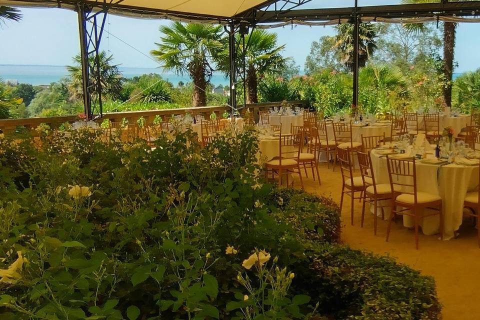 Orangerie avec jardin intégré