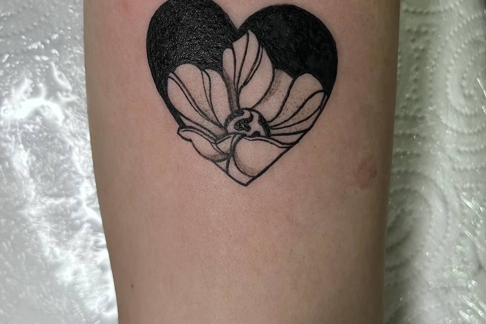 Bloody luna tattoo