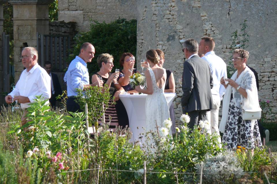 Cocktail dans le jardin