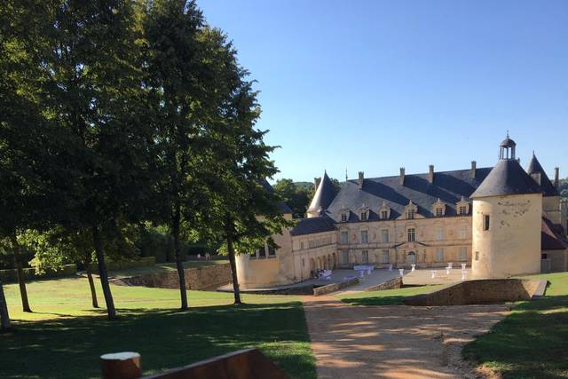 Chateau de Bussy