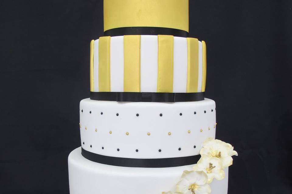 Wedding Cake by Crazy Cake