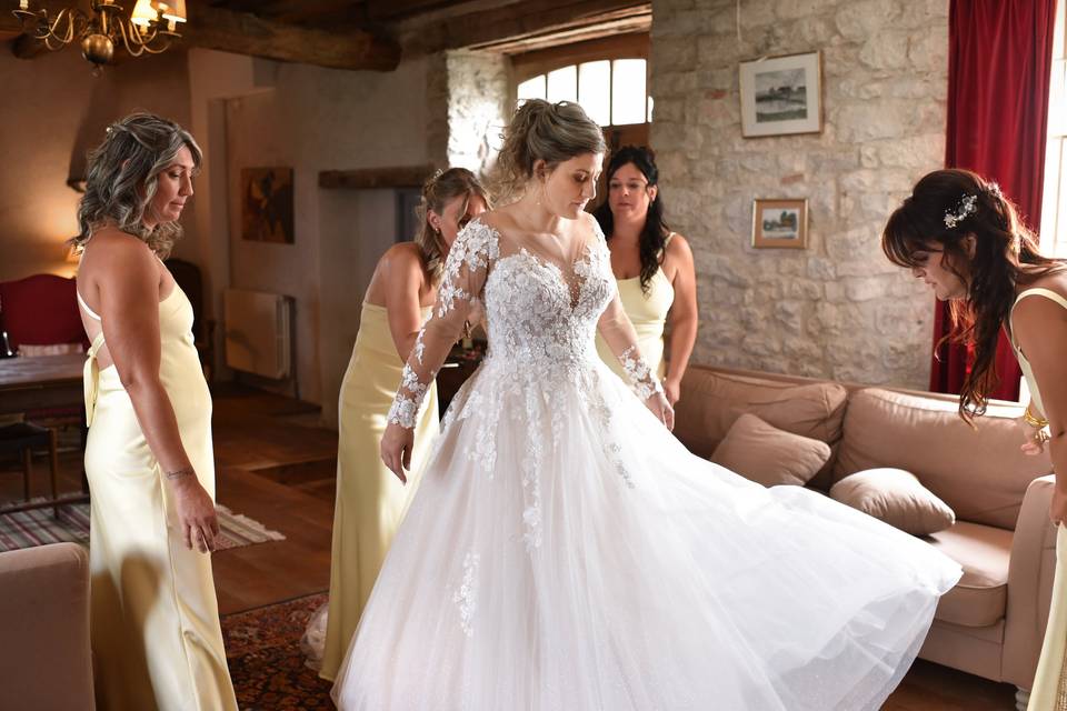 Préparatifs de la mariée