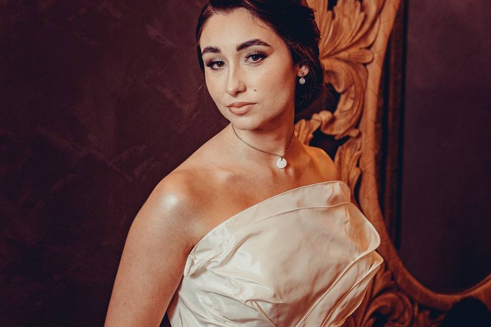 Robe Monica