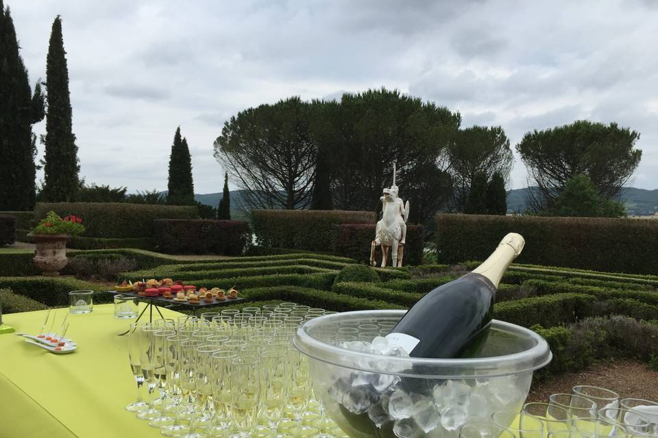 Bar dans les jardins