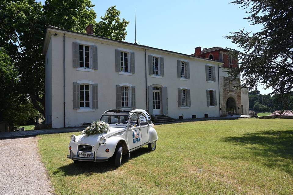 Oh My Deuche - Location 2CV