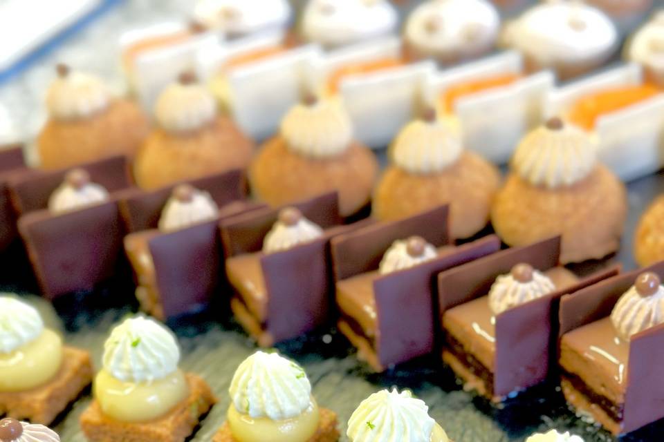 Petits fours