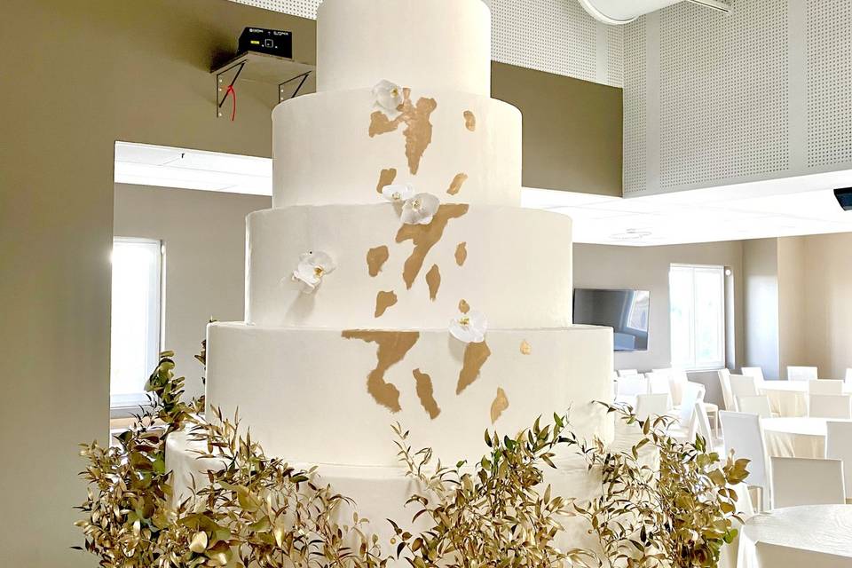 Wedding cake elegant