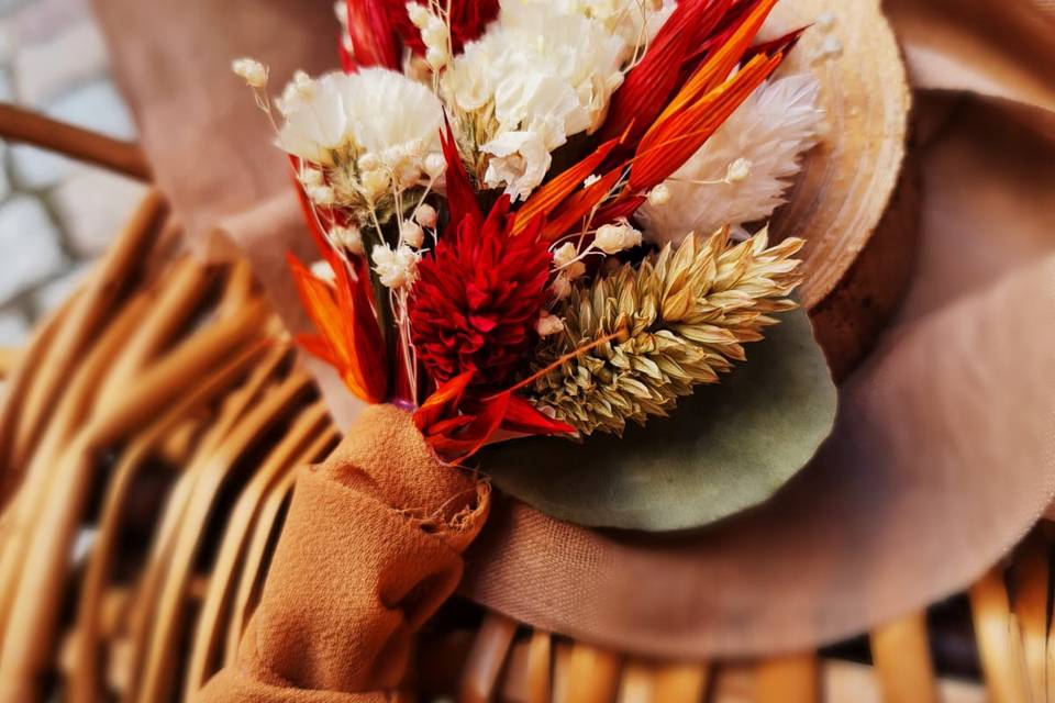 Boutonnière fleurs séchées