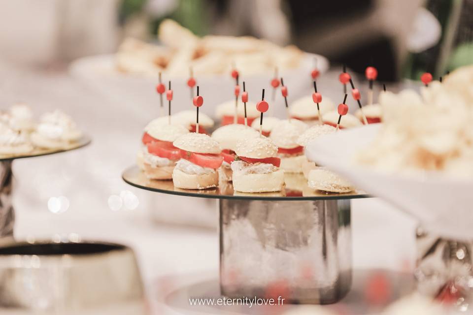 Table de mignardises sucrées