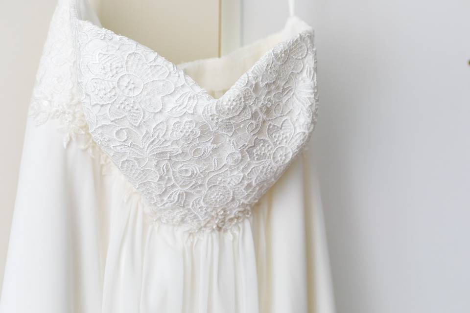 Corset de la robe de mariée en dentelle
