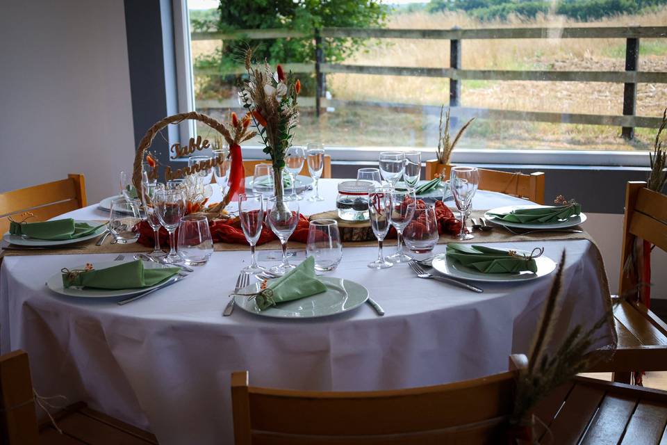 TABLE D HONNEUR