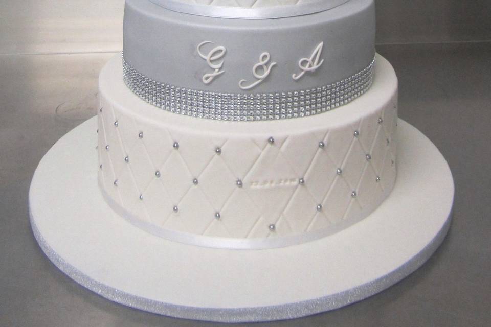 Wedding Cake - ~120p
