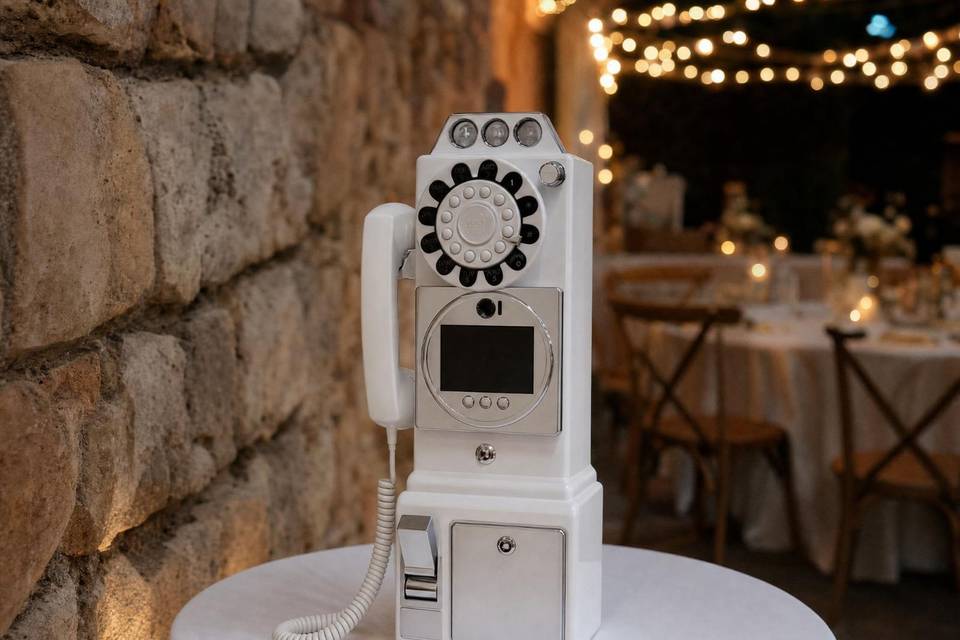 Location téléphone livre or