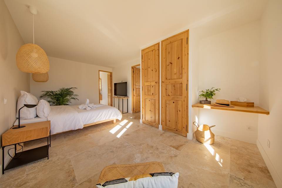 Hôtel Moulin de la roque a300m