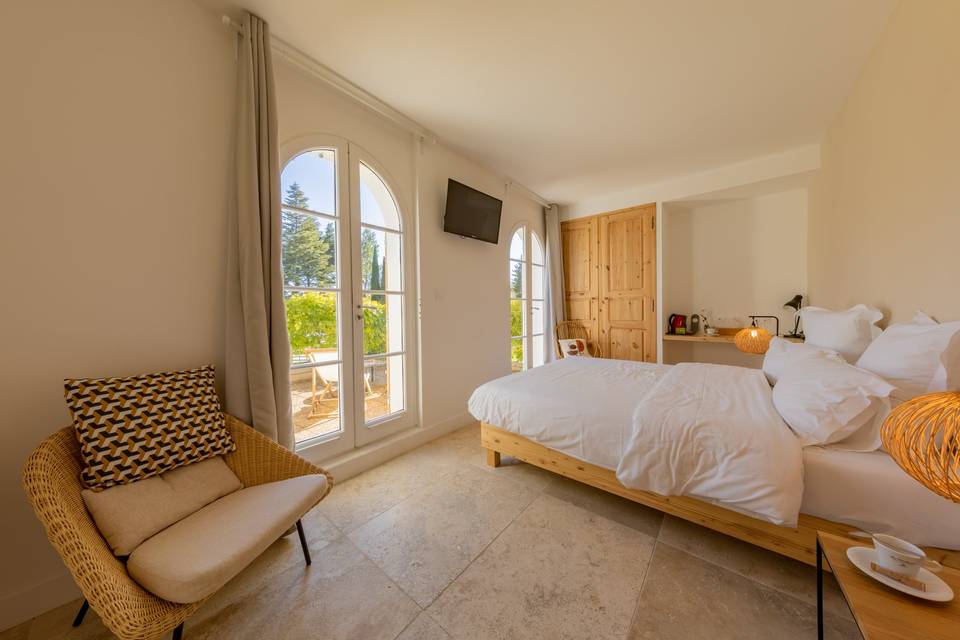 Hôtel Moulin de la roque a300m