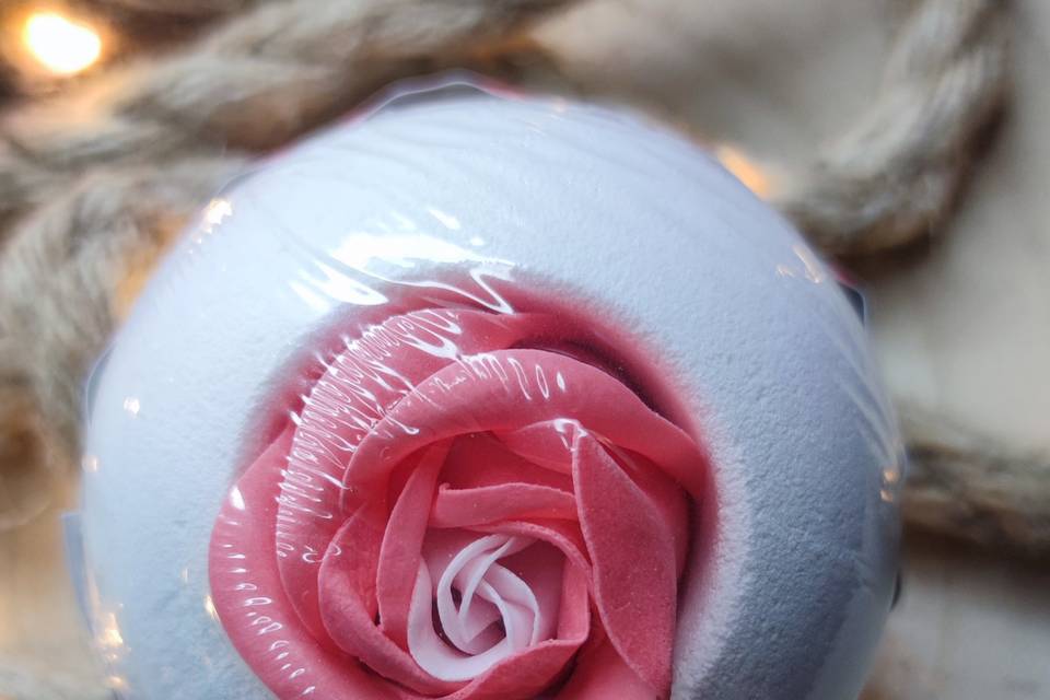 Bombe de bain rose