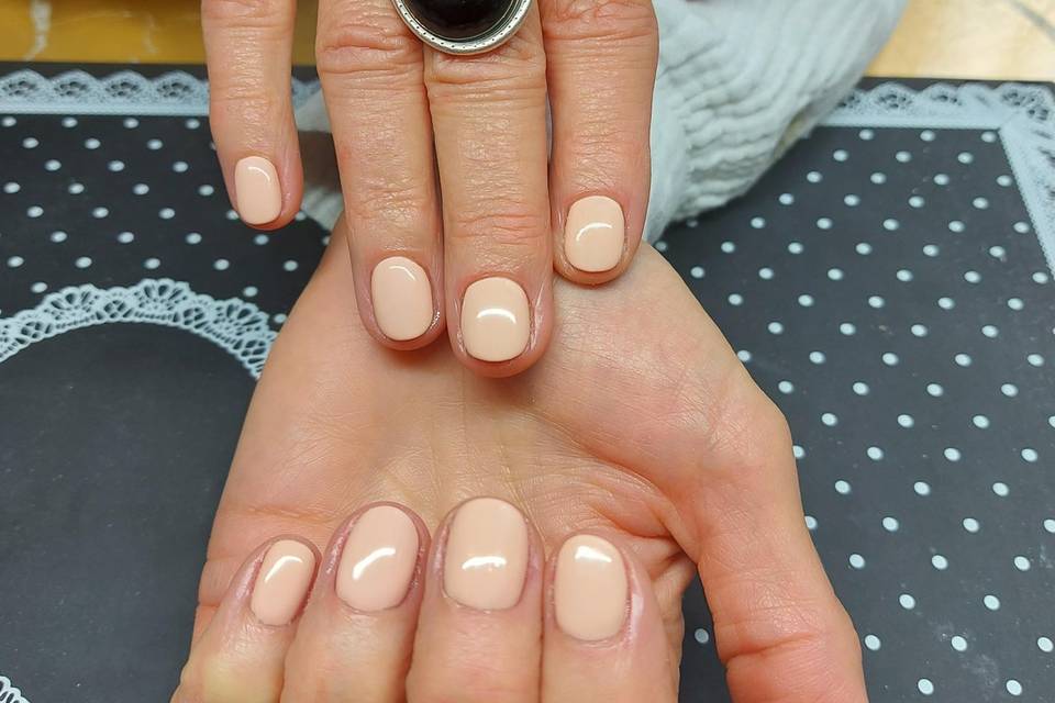 Pose de gel nude