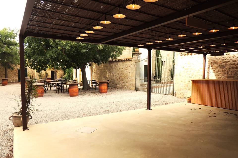 Terrasse/bar, cour du château